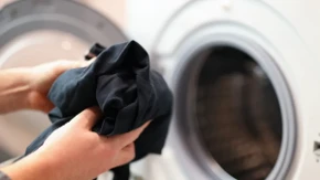 Kako da odeća zimi, posle sušenja, ne smrdi na ustajalo? Poštujte pravilo od 30 minuta