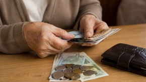 Zašto austrijski penzioneri primaju više od nemačkih