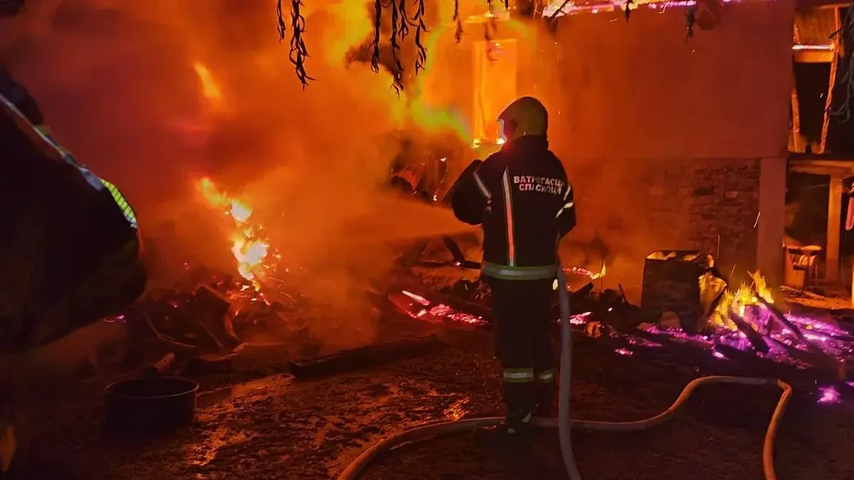 Užas u porodičnoj kući: Jedna osoba izgubila život u požaru