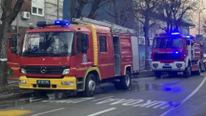 Stravičan požar u Mladenovcu: Vatrogasci munjevitom akcijom sprečili trageiju 