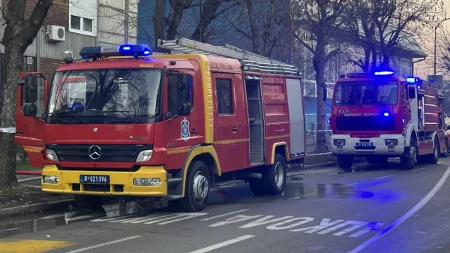 Stravičan požar u Mladenovcu: Vatrogasci munjevitom akcijom sprečili trageiju 