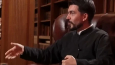 Sveštenik Aleksandar otkriva kako da sačuvate brak: Svaki muž treba ovo da uradi za majku svoje dece