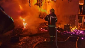 Užas u Surčinu: Požar u porodičnoj kući odneo dva života