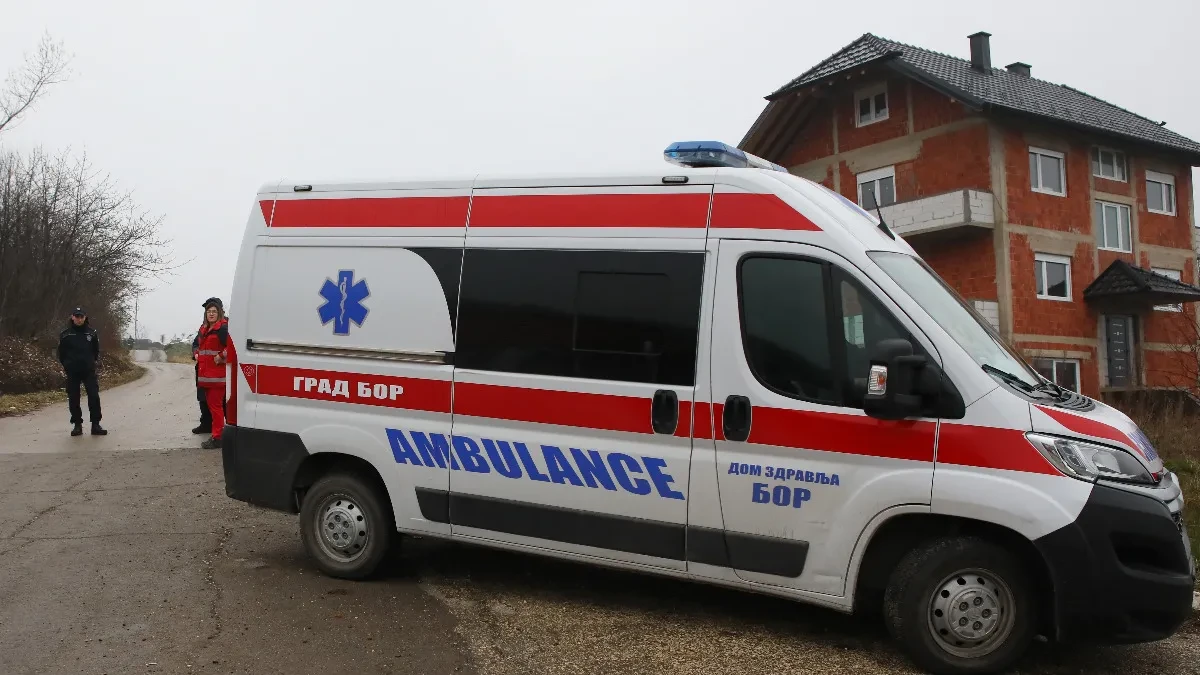 Automobil udario dečaka, leži na asfaltu bez svesti: Drama u centru Beograda 