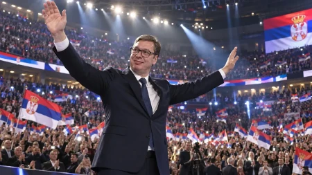 Počinje spektakl u Beogradskoj areni! Vučić se obraća građanima, ogroman broj ljudi ispred Arene, sjajan koncert velikih muzičkih zvezda! (VIDEO)