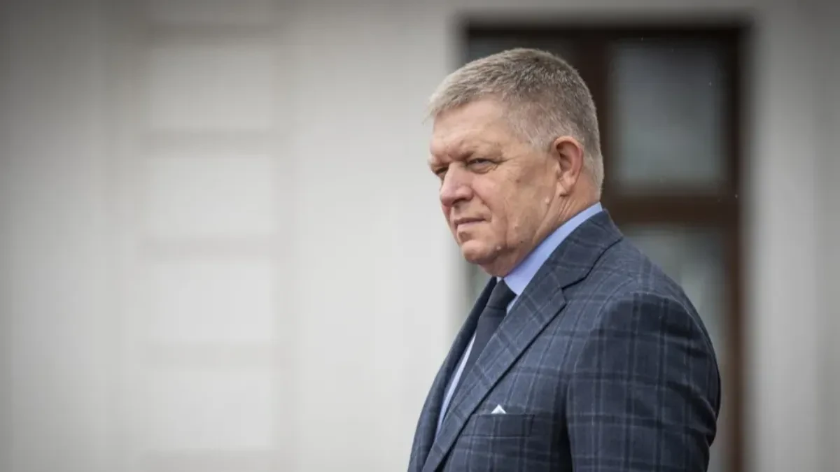 Fico zbog viroze ne ide na proslavu na Dukli, ali dolazi u Beograd na miting
