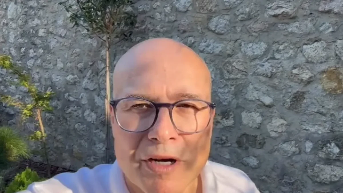 Vučević pred Arenu: „Biće dupke puna!“ Fico stiže, očekuju se važne poruke Vučića