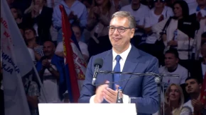 Vučić iz Arene poslao snažnu poruku: „Nemamo privilegiju da se zaustavimo – rad, rad i samo rad“