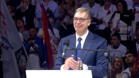 „Neću da im se ulizujem!“ Vučić najavio konkurenciju domaćih i stranih univerziteta: „Roditelji moraju da znaju da će im dete učiti“