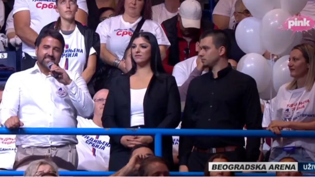 „Savetovali su nas da odemo u inostranstvo“: Jovan i Anđela ostali u Srbiji, a ove godine dobili ključeve prvog stana