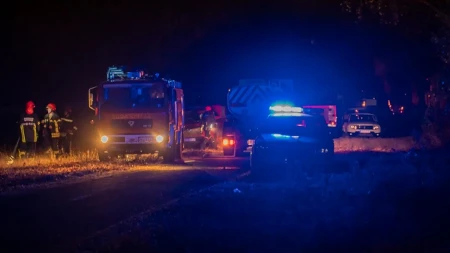 Horor u Vrbasu: Pronađeno ugljenisano telo nepoznate osobe posle požara u garažama (VIDEO)