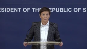 Brnabić: Formirajte institucije i preuzmite odgovornost, pa smenjujte po zakonu, Srbiji je potreban mir
