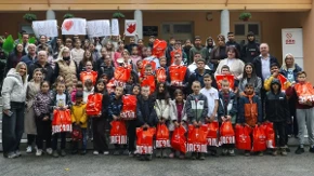 Školi Desanke Maksimović od Crvene zvezde 300 knjiga na dar