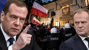 Medvedev objavio dramatičnu poruku iz Moskve: U  toku je državni udar!
