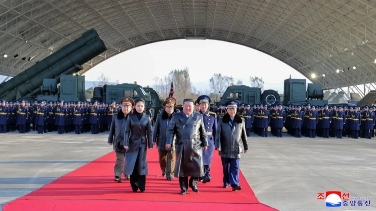 "Moramo da im pokažemo" Kim gledao kako raketa leti ka Japanskom moru