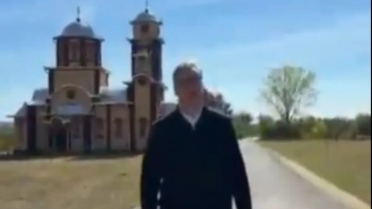 Put od 3,6 km za Ivankovac je život a ne "mala stvar"! Ako je "mala stvar" zašto niko pre Vučića nije to uradio (VIDEO)