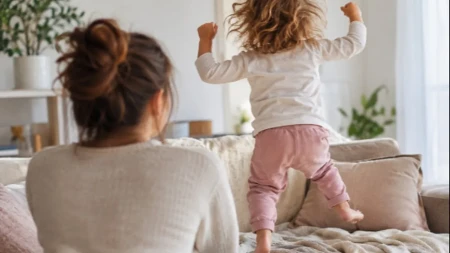 Dete ima tantrum? Psihološkinja otkriva 5 grešaka koje roditelji ne treba da prave