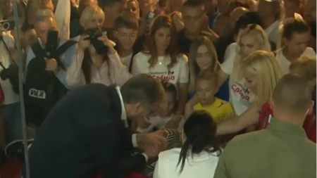 Drama na skupu u Bačkoj Palanci! Vučić odmah prekinuo govor: Sad bih zaplakao! 