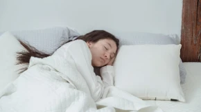 Sanjate roditelje koji više nisu među živima? Ovaj san krije poruku koju ne treba ignorisati