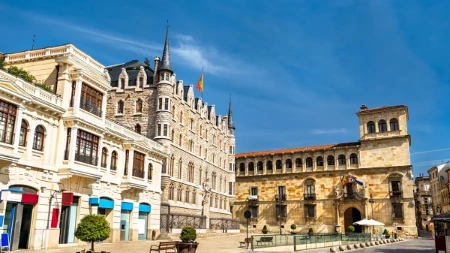 Turisti ga godinama zaobilaze, a sada je proglašen hit destinacijom: Prelepi prizori ovog španskog grada ostavljaju bez daha