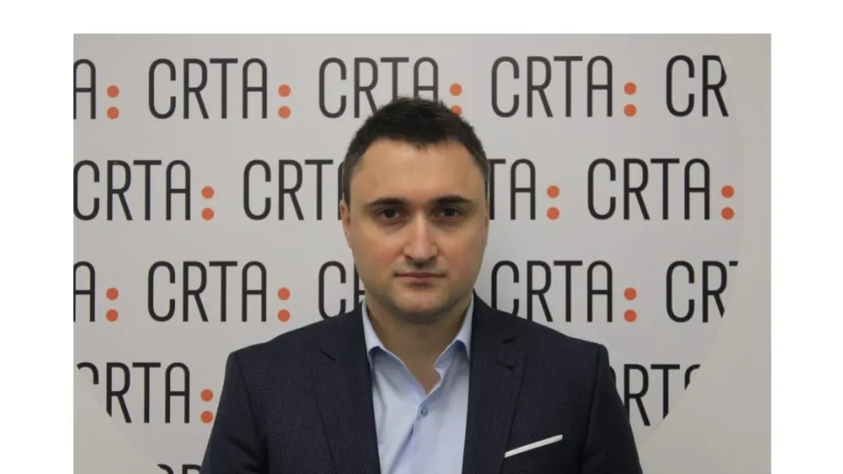 Tupanjac da se dogovori sam sa sobom: Ne može da utvrdi da li je član "Crta" ili nije (FOTO)