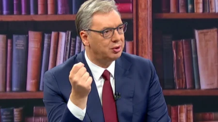 "Ovo je osveta zbog neuvođenja sankcija Rusiji" Vučić: Slogan nije nastao slučajno