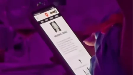 Ljudi na mrežama se valjaju od smeha: Čovek krišom snimio ženu na svadbi, zbog onoga što je gledala na telefonu vam neće biti dobro