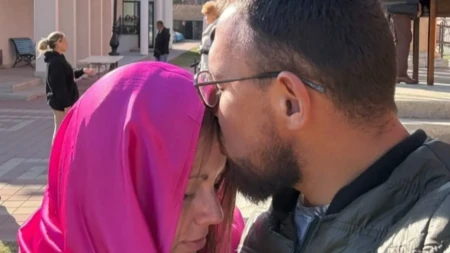 Svi su mislili da je gej, a on sad pokazao devojku: "Bog nam je dao ljubav!"