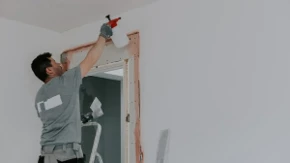 Majstor uzeo 18.600 evra od sedmoro kupaca - svi ostali bez stolarije