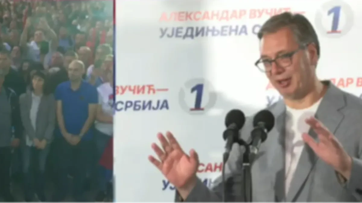 Vučić nastavlja bitku za Srbiju! "Jel vas malo sramota da tome učite decu u Valjevu? Bakića koji kaže da je veliki vladika Nikolaj isto što i Alojzije Stepinac!"