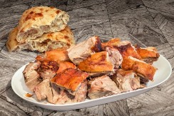 Znate li koliko pečenje sme da stoji u frižideru? Posle ovog roka nije bezbedno za jelo