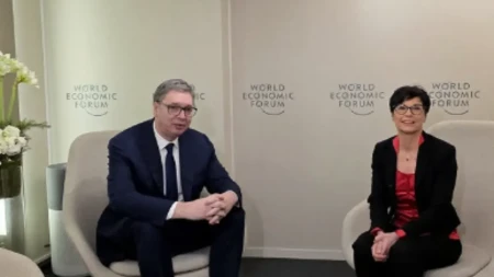 „Teraj ti svoju politiku“ Vučić žestoko odgovorio Marti Kos