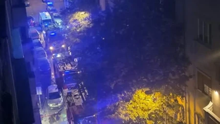 Požar u centru Beograda: Vatra guta stambeni objekat (FOTO)