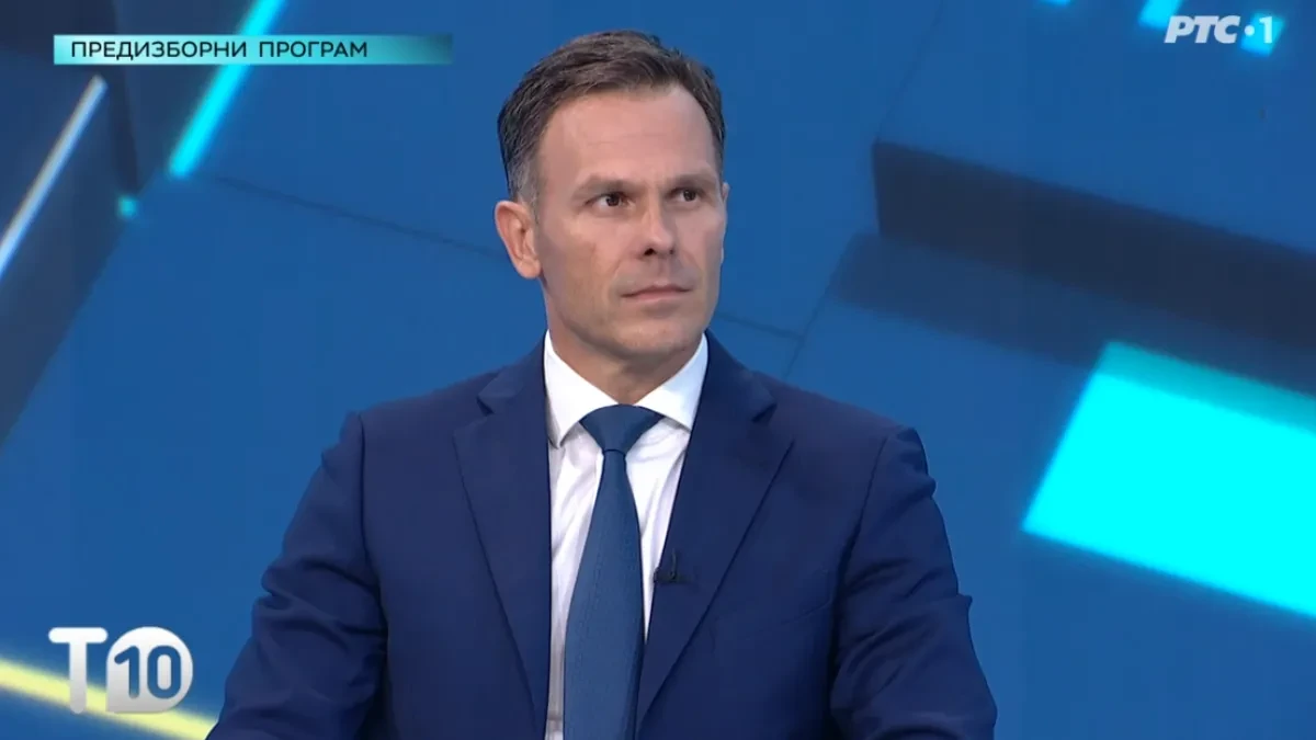 Mali sasuo Šoškiću u lice: „Kako vas nije sramota da pričate o obrazovanju?“