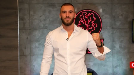 Mensur Ajdarpašić diskvalifikovan iz rijalitija: Ostao bez 50.000 evra, pa se oglasio iz Crne Gore!