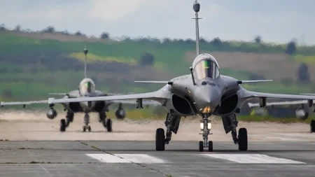 Grčka uložila milijarde dolara - masovno kupuje američke avione i napredne rakete