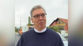 Vučić u srcu Šumadije: Obišao novi put, pa poručio - Srbija napreduje, Srbija raste!