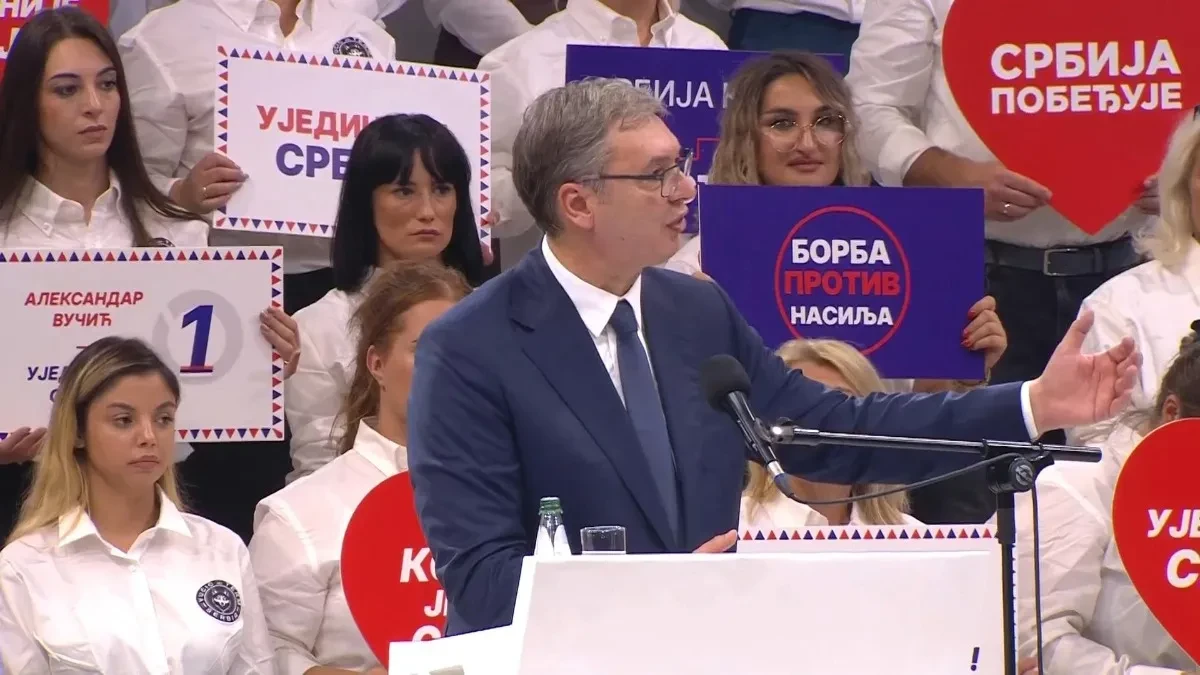 Vučić najavio veliku čistku u vlasti: „Više od 50 odsto ljudi u lokalu moraće da ode“
