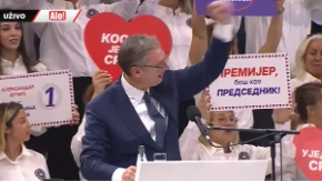 Vučić iz Kragujevca: „25. oktobra vodi se odlučujuća bitka, velika sila spolja udarila je na Srbiju“