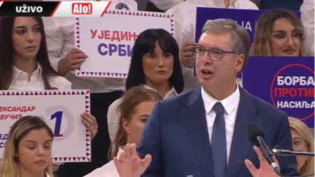 Vučić iz Kragujevca: „Nikada nećemo priznati nezavisnost Kosova, Rusiji nismo okrenuli leđa“