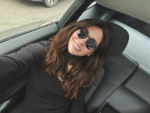 POTPUNO DRUGA OSOBA! Pevačica operacijama promenila lični opis, a evo kako je nekada izgledala (FOTO)