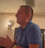 POZNATI PEVAČ JE VLASNIK DVA HOTELA U NEMAČKOJ Posao mu je godinama vodila žena, a sada ih je prepisao deci!