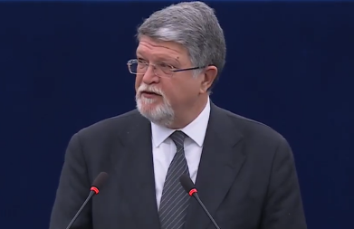 PICULA I BLOKADERSKA OPOZICIJA SINHRONIZOVANI U PRITISKU NA VLAST Žele da ukinu EU fondove i sruše Vučića