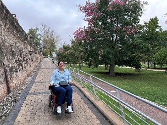 "MNOGO SE OSEĆAM BOLJE OD DOBIJANJA TERAPIJE, HVALA DRŽAVI ŠTO JU JE OBEZBEDILA" Aleksandra za Alo! o lečenju SMA u Srbiji (FOTO)