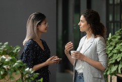 Zašto vas neki ljudi emotivno iscrpe za 10 minuta? Psiholog otkriva osobine energetskih vampira