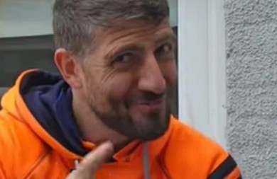 ''AKO OVO NAĐEM, NEĆU ISPRAZNITI KANTU'' Radnik gradske čistoće otkriva grešku koju svi pravimo! (VIDEO) 