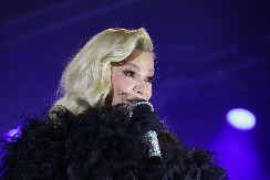 ISPLIVAO CENOVNIK NATAŠE BEKVALAC! Pruža usluge po ovoj ceni, a tek da čujete za šta!