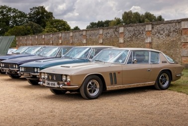 ŠTALA SKRIVALA ZABORAVLJENO BLAGO Otkriven legendarni automobil - 30 godina NETAKNUT čamio u mraku! 