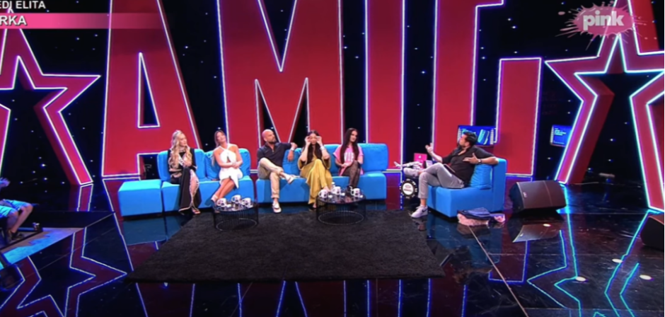 NAŠA PEVAČICA (32) BOLUJE OD NEIZLEČIVE BOLESTI Otkrila kroz šta prolazi: "Moram da uzimam terapiju dok sam živa"