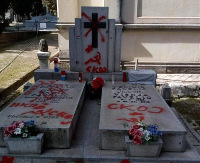 OVDE LEŽI MONSTRUM KOJI JE ODGOVORAN ZA UŽASE KOJE SMO GLEDALI U DARI IZ JASENOVCA: Grob mu je UNAKAŽEN!